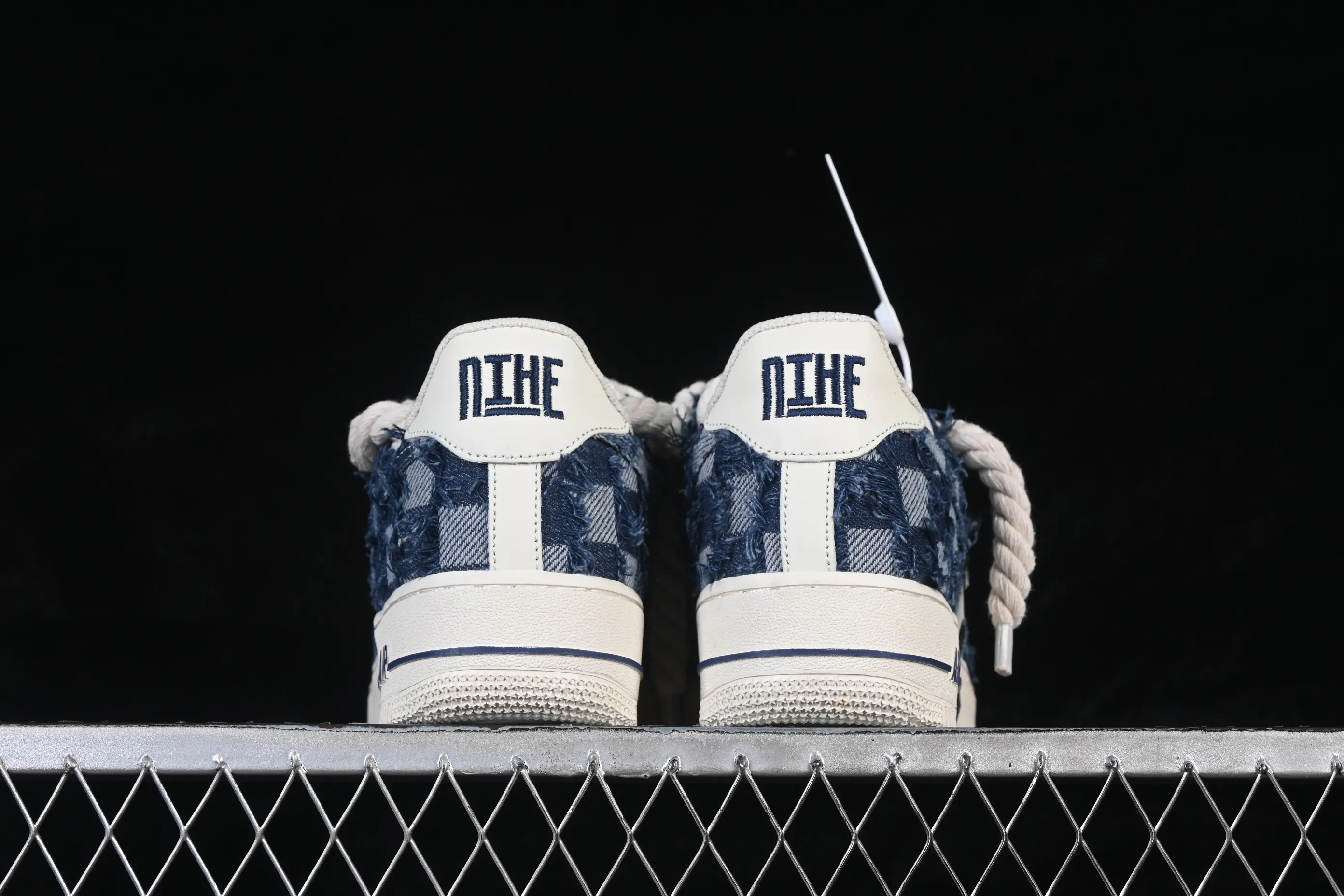 All categories Nk Air Force 1 Air Force series Nk Air Force 1 Low Air Force low-top Nike Air Force 1'07 Low "ACE" Hand-painted graffiti Poker cowboy Air Force 1 low-top casual sneakers FB0607-909